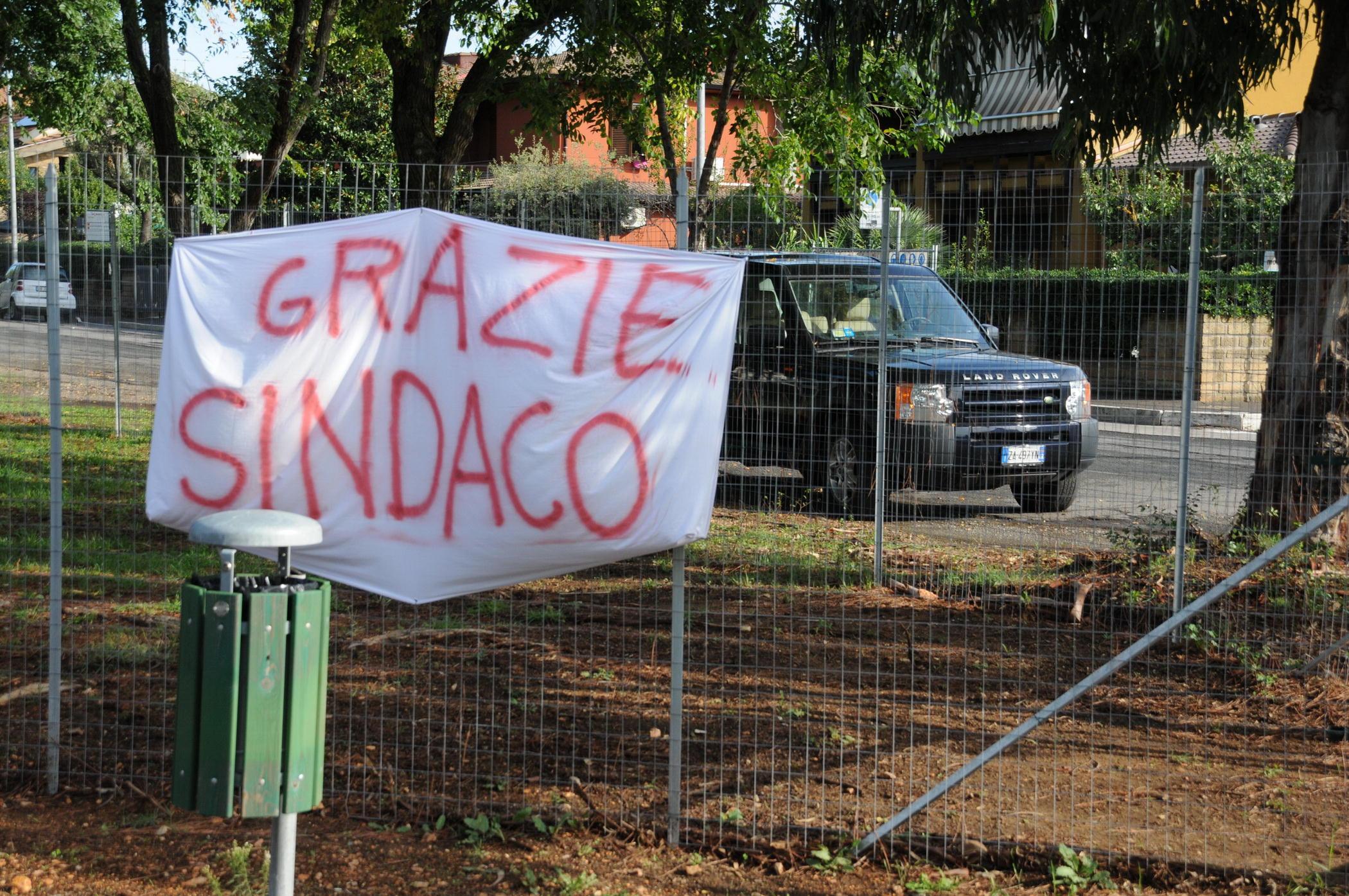 Quartiere San Luigi, striscione di protesta nell'area per cani (foto d'archivio) 