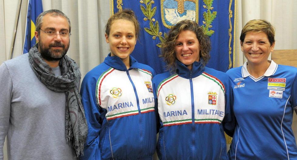 Nuoto sincronizzato, atlete in Comune 