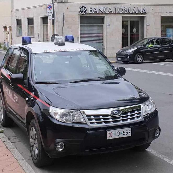 Forze armate, Vecchiano premia i suoi carabinieri