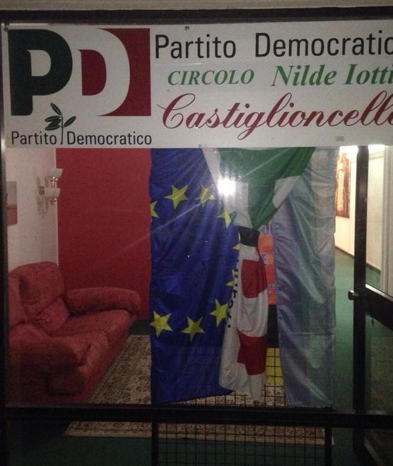 Renziani a raccolta Bartalesi li attacca 