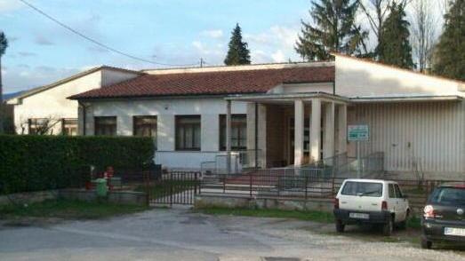 Mensa non a norma, la rabbia dei genitori «Tutti lo sapevano»