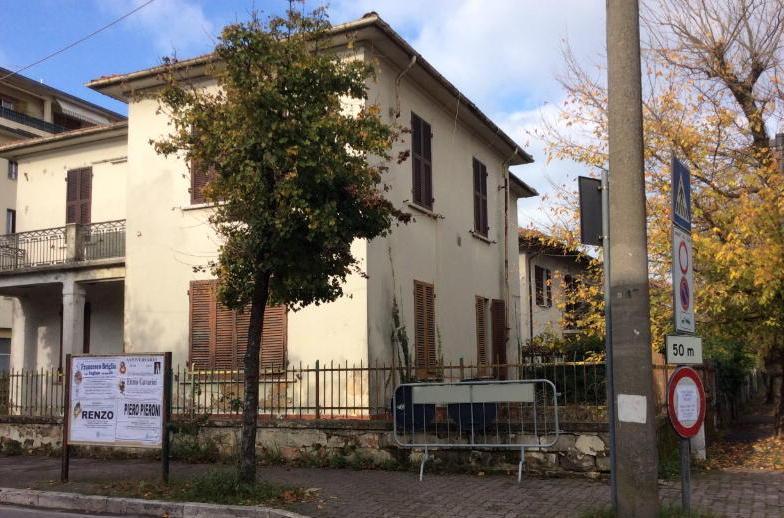Benedetti all’attacco «Sgomberate i rom»