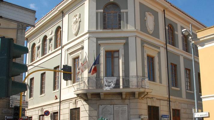 Telefoni in tilt in municipio Attivate le linee di emergenza