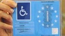 Per andare in Ztl utilizza pass della madre invalida