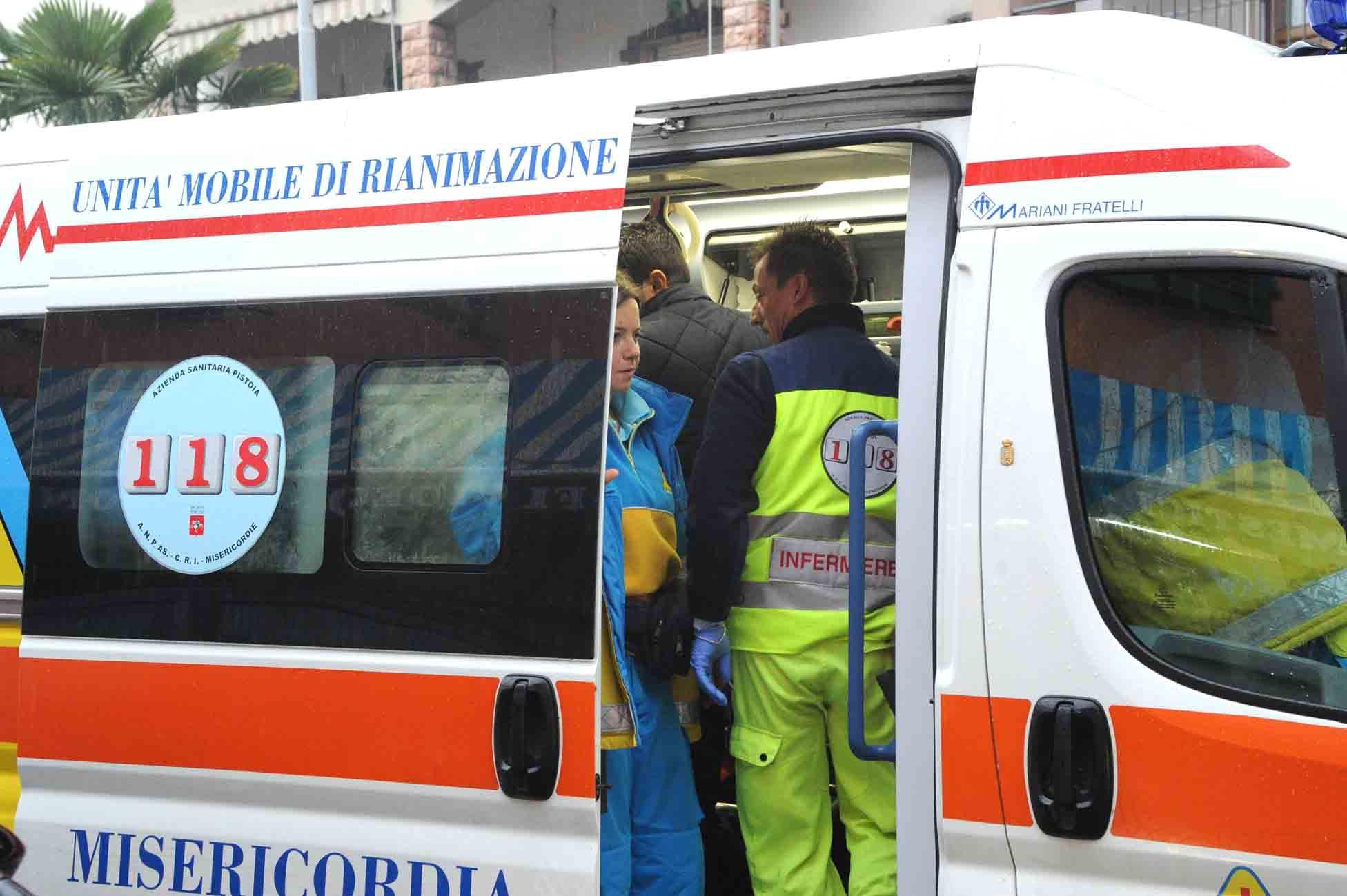 Un'ambulanza della Misericordia di Pistoia