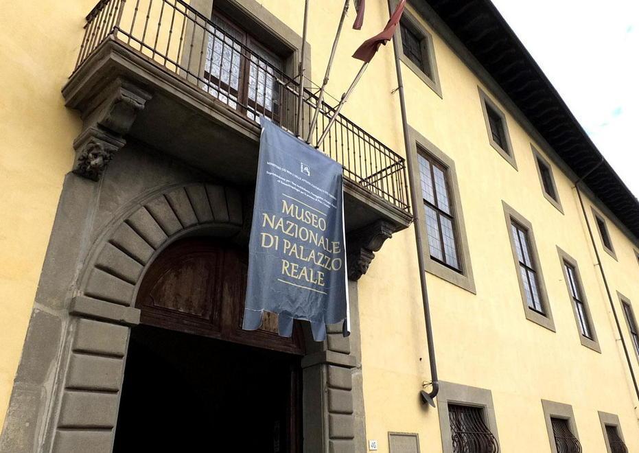 Lavori al tetto di Palazzo Reale, scattano divieti di sosta