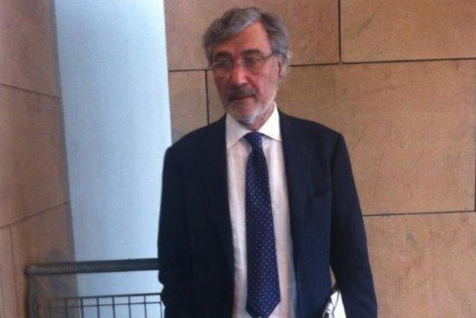 Chiesti al costruttore siciliano oltre quattro milioni di euro 