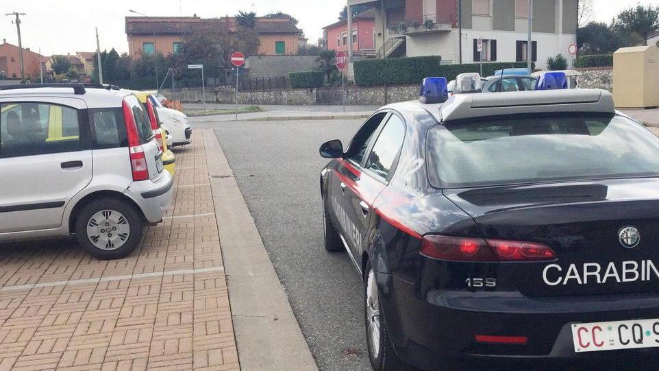Allarme furti agli anziani in pieno centro