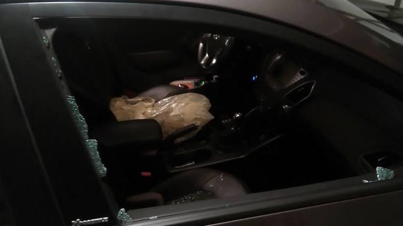 Vandalismo sull’auto del giudice