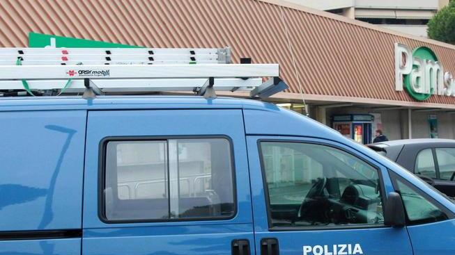 Ladri di notte rubano dentro la Pam