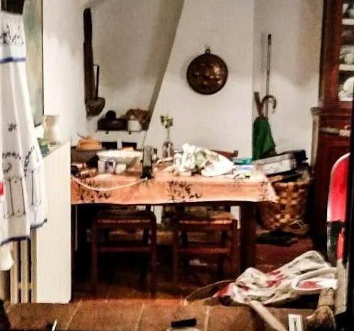 Cade per le scale e muore villeggiante di 69 anni 