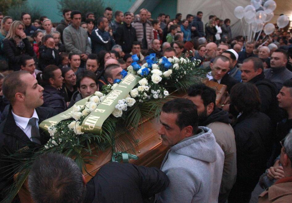 Nello, un addio con 48 palloncini 