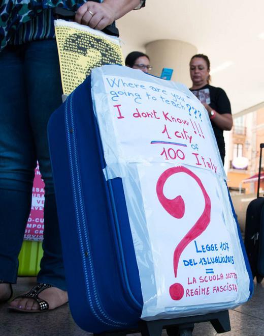 Per i prof neo assunti arriva la svolta ma le critiche restano 