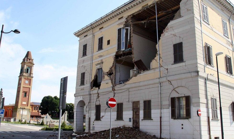 «Faglie meno pericolose se ci sono giacimenti di metano»