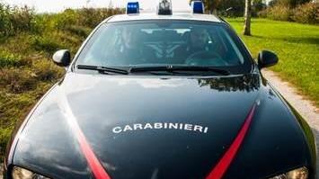 Una pattuglia dei carabinieri (foto d'archivio)