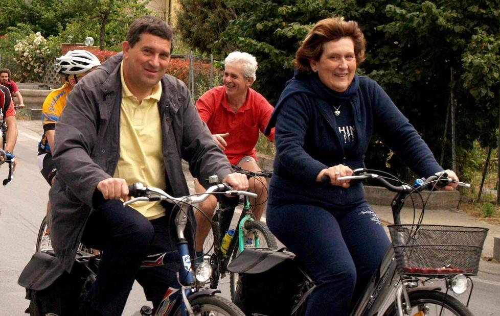 Il sindaco Franco Mungai con la moglie