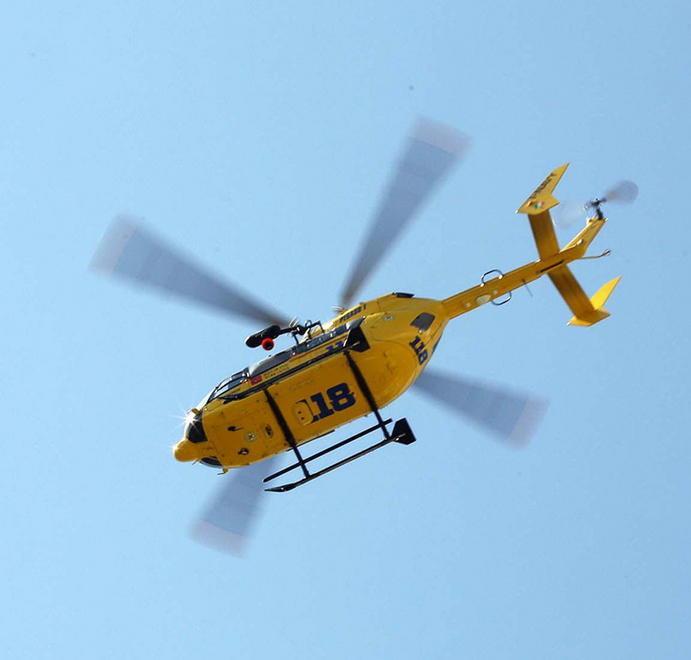 Cade da un muretto alto 4 metri Soccorso con Pegaso: è grave