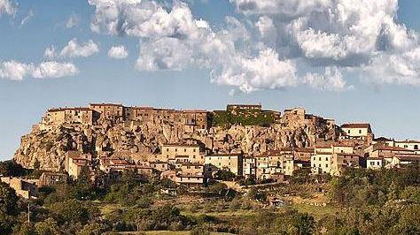Baratto amministrativo, al via le domande