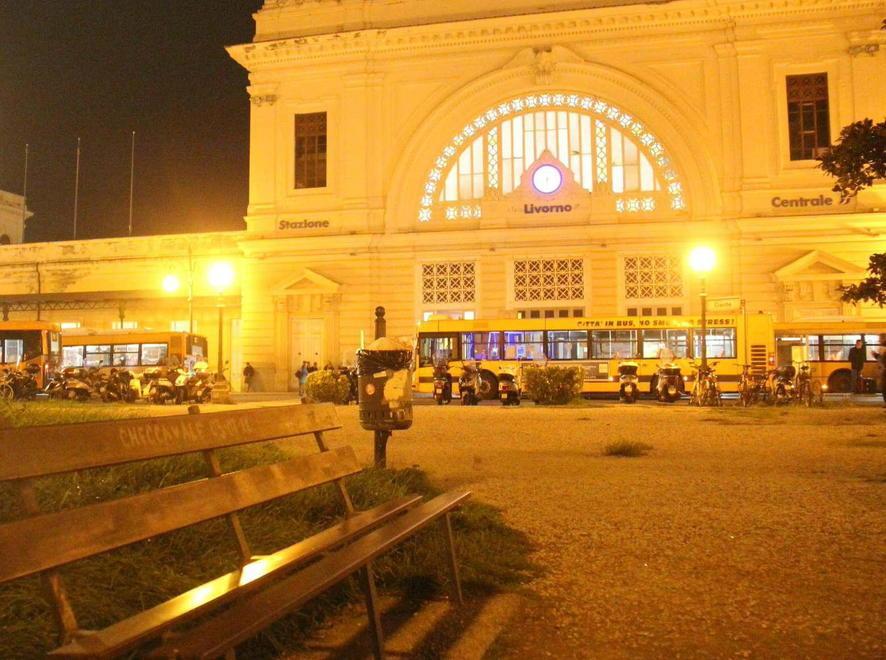 Dentro la stazione un centro di accoglienza per senzatetto