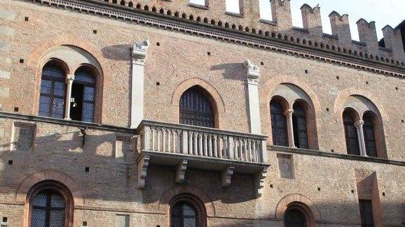 Il palazzo del Capitano del Popolo La storia in una seduta di studio
