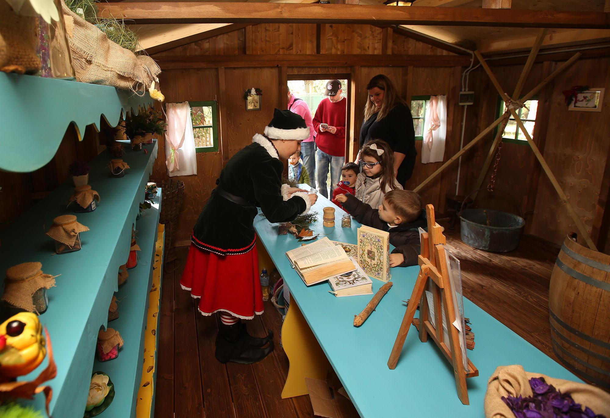 Il laboratorio dell'alchimista alla Casa degli Elfi (foto Nucci)