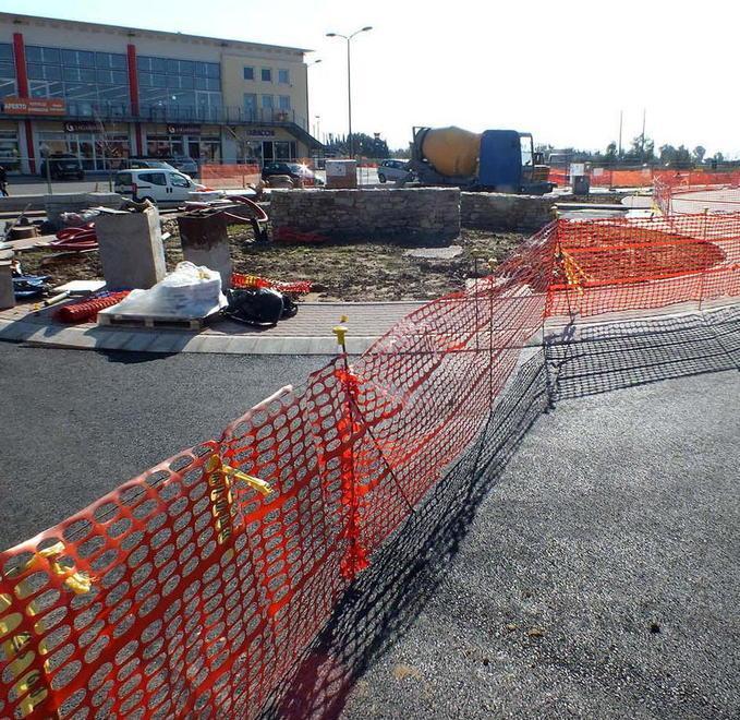 Via della Fiera, rotatoria quasi pronta