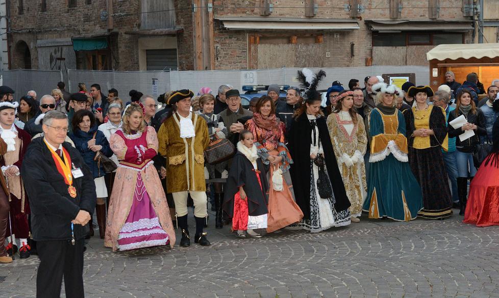 Mirandola rivive il passato e festeggia Francia Corta 