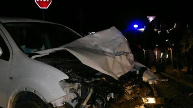 Distrutto il suv coinvolto nello scontro sulla ss 68