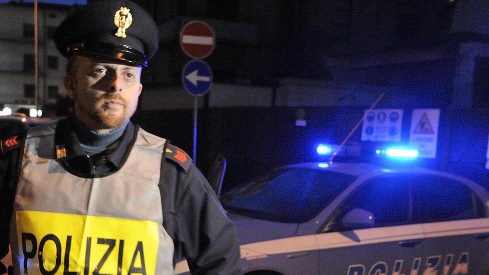 Blitz della volante, bloccati due sospetti