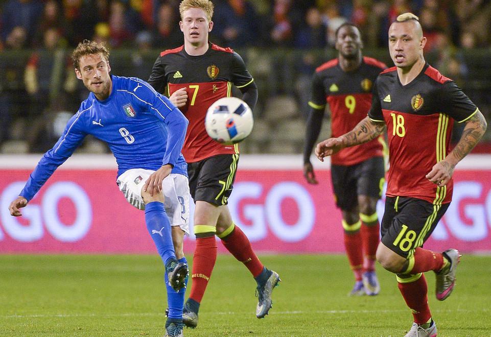 Azzurri in lutto e con la testa alla Romania 