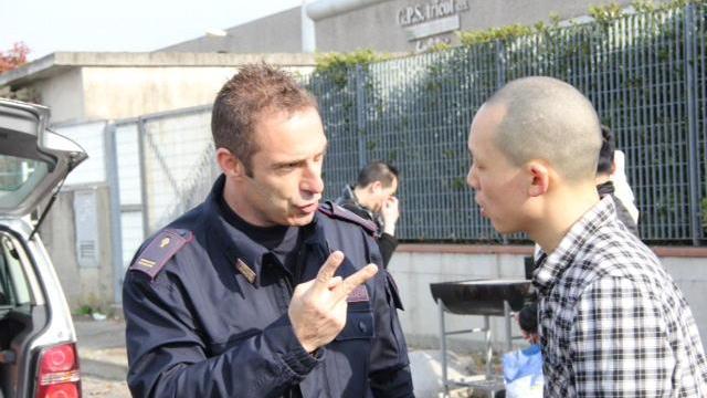 La polizia in via Toscana, dove il 25 aprile è morto Vito Sacco