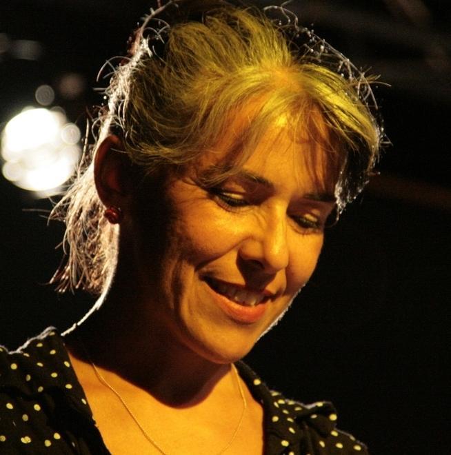 “Bella bella sa beccesa”, tra milonga e sardità il cd di Rossella Faa 