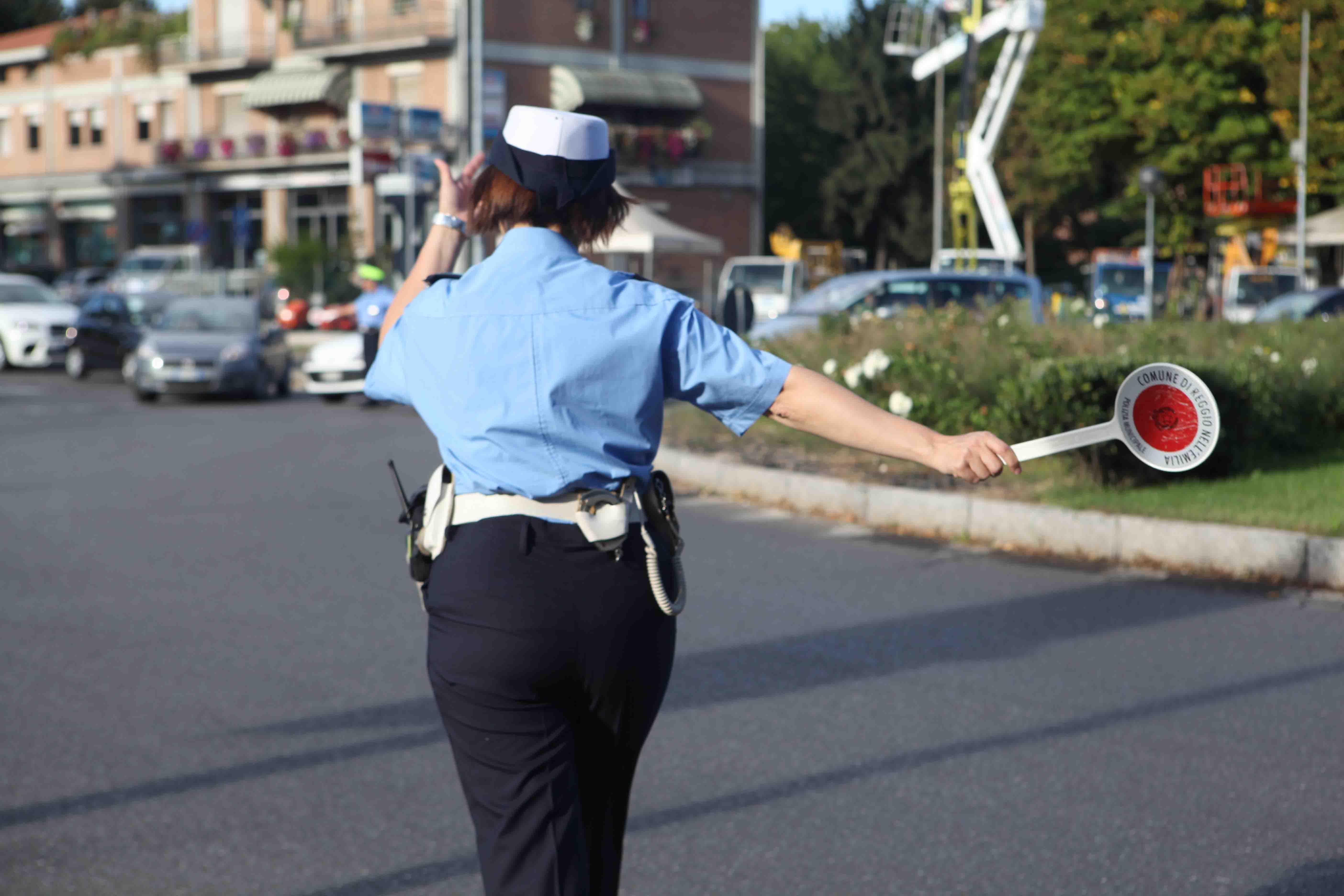 Reggio Emilia, sequestrate 14 auto: circolavano senza assicurazione