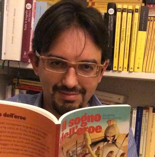 Un re, un arco e un gatto: ecco il libro di Ambrosino