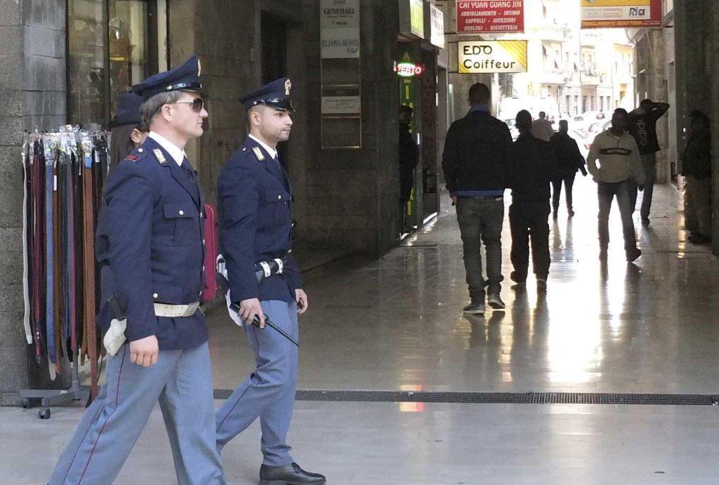 Poliziotti in strada
