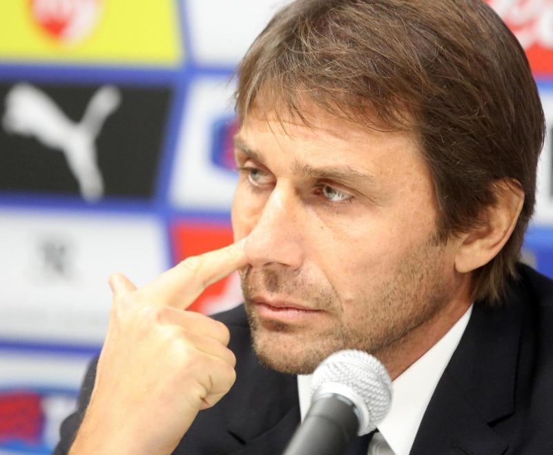 Conte fra paura e voglia di futuro azzurro 