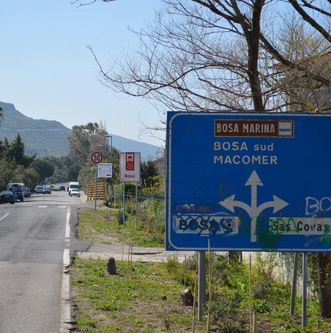 La segnaletica è assente, luoghi turistici dimenticati 