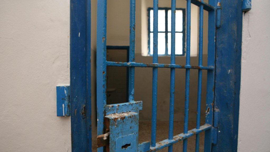 Una cella di una delle sezioni carcerarie dell'Asinara