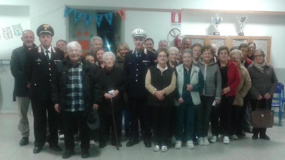 Anziani a lezione contro le truffe