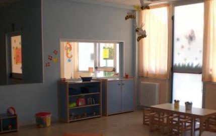 Cambiano le maestre, nido in rivolta 