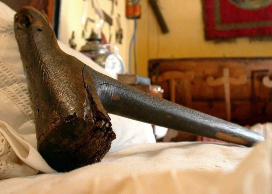 Un martello come quelli che sarebbero stati usati dalle accabadoras