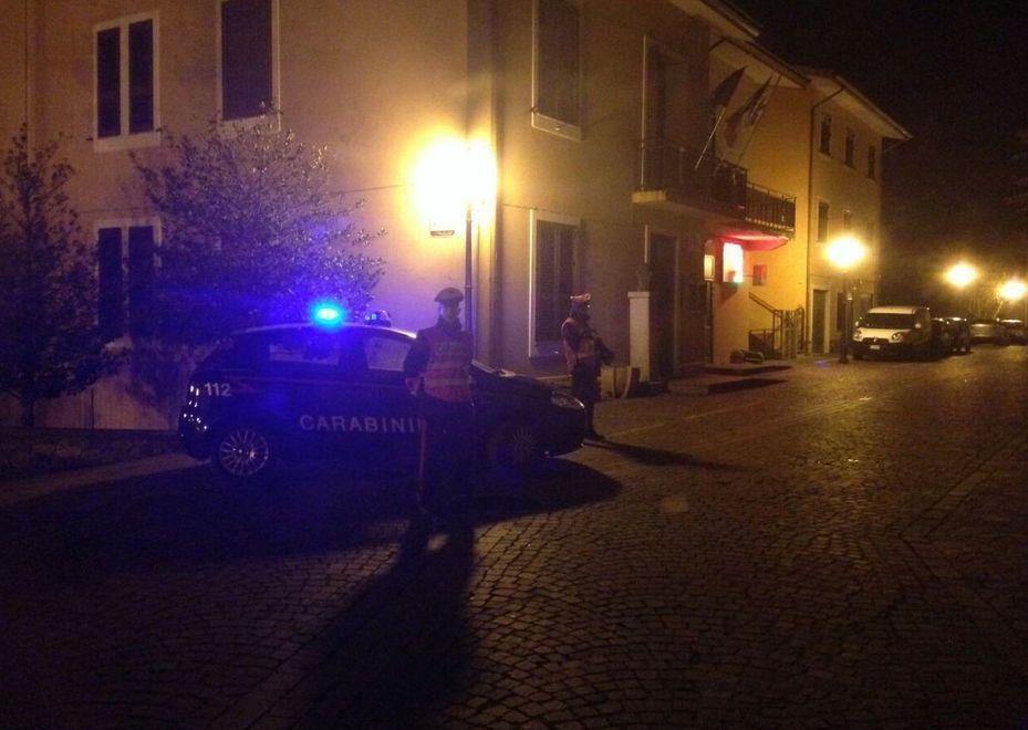 Attentato in pieno centro a Tonara 