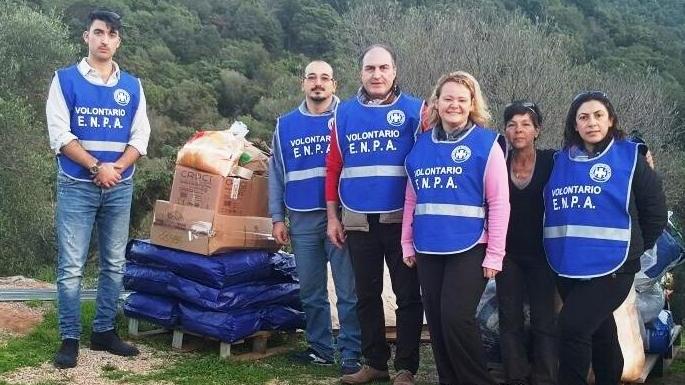 Danni al canile dopo il ciclone l’Enpa regala materiale e cibo