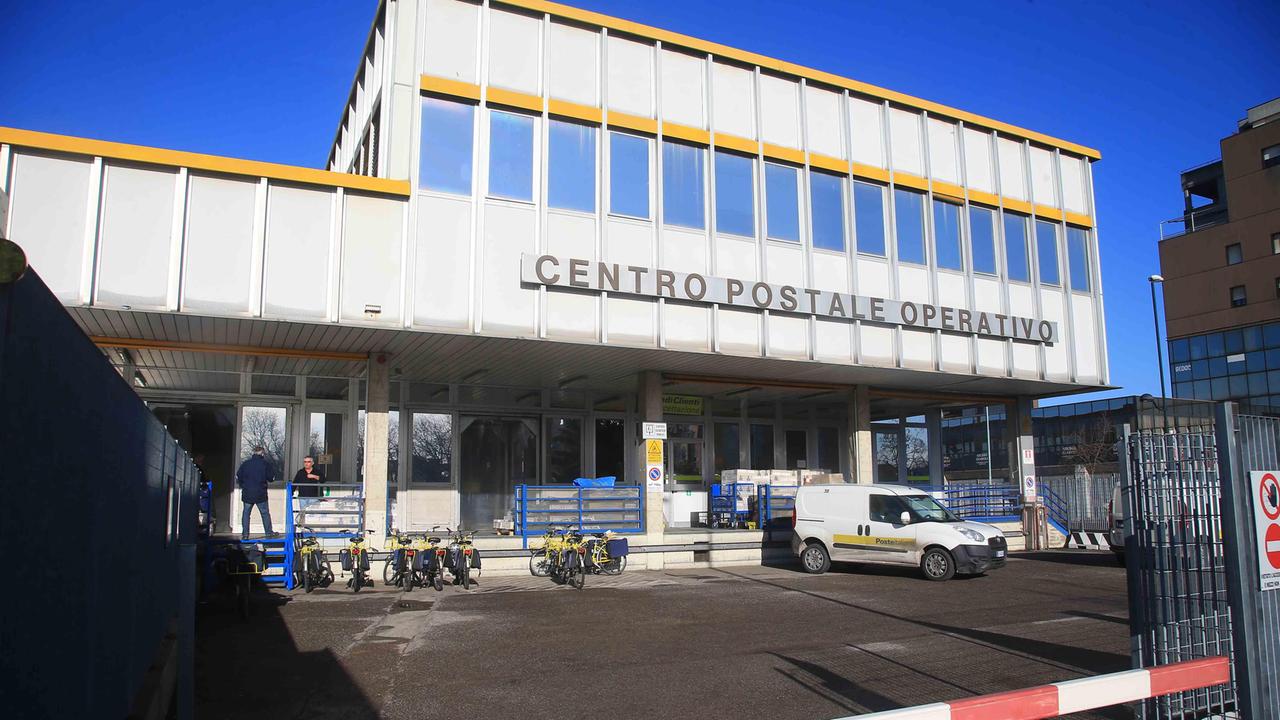Terzo furto al Centro Postale Operativo di via Picard