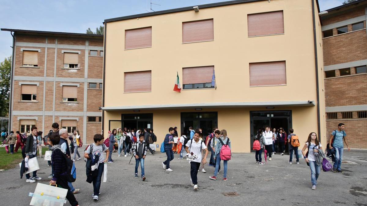 Alunna delle medie colpita da tubercolosi