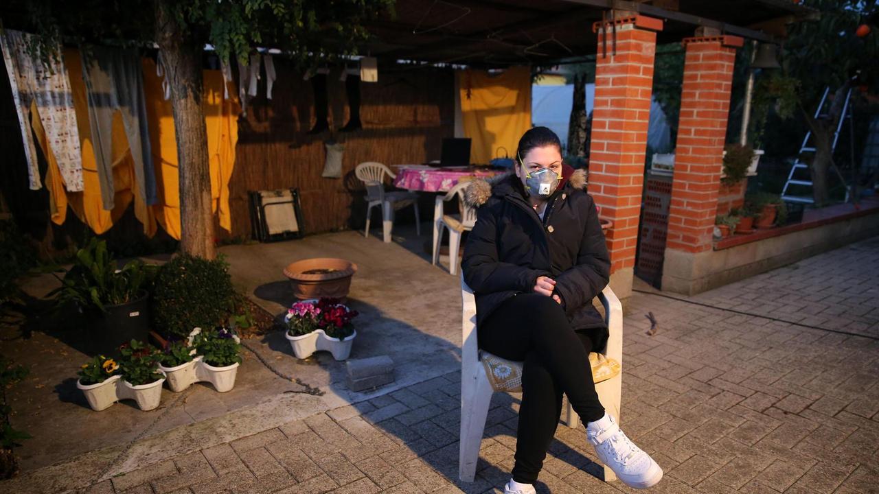 Sara Angemi nella sua casa di Ponte Buggianese (foto Nucci)
