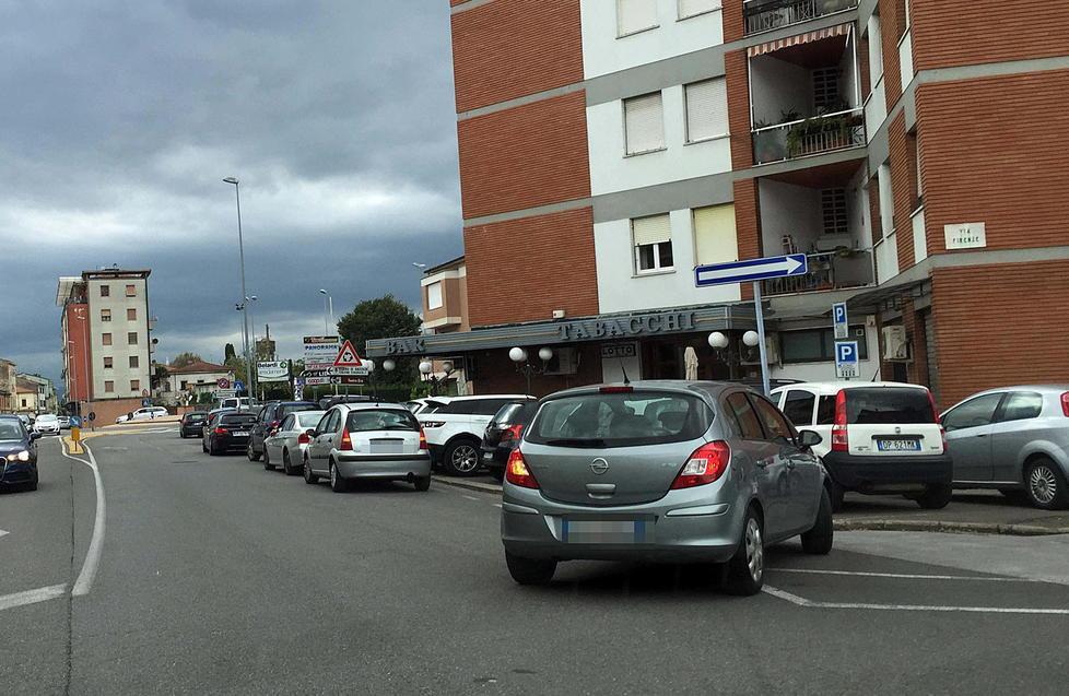 Multe in arrivo per combattere la sosta selvaggia 