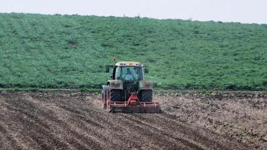 Patente mezzi agricoli, è boom di iscrizioni