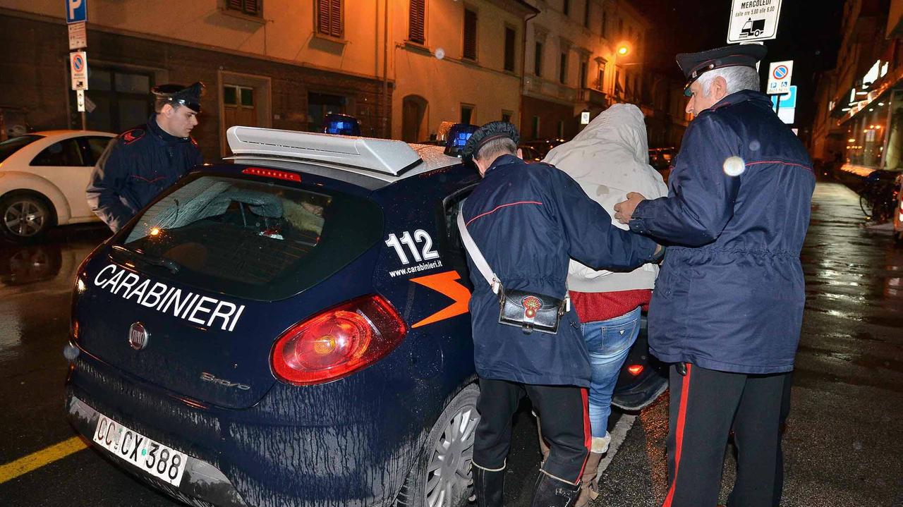 Un arresto dei carabinieri (foto d'archivio)