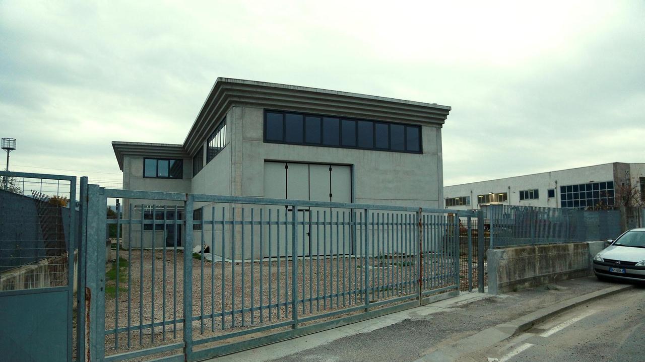 Il magazzino dell’azienda “Eredi di Sabatini Renzo” a Montelupo